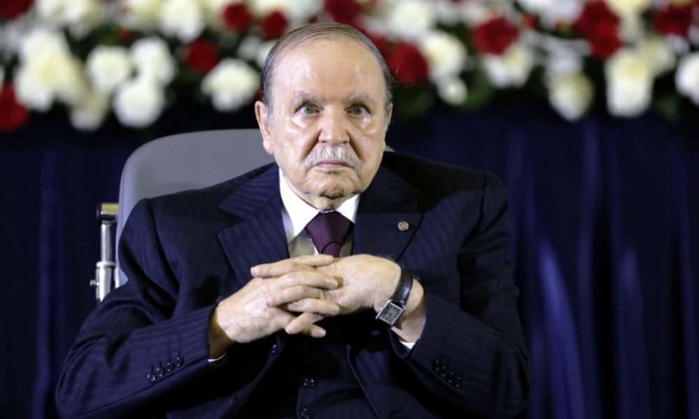 "إنترناشونال كرايزس" تحذر من أزمة اقتصادية خطيرة تهدد الجزائر